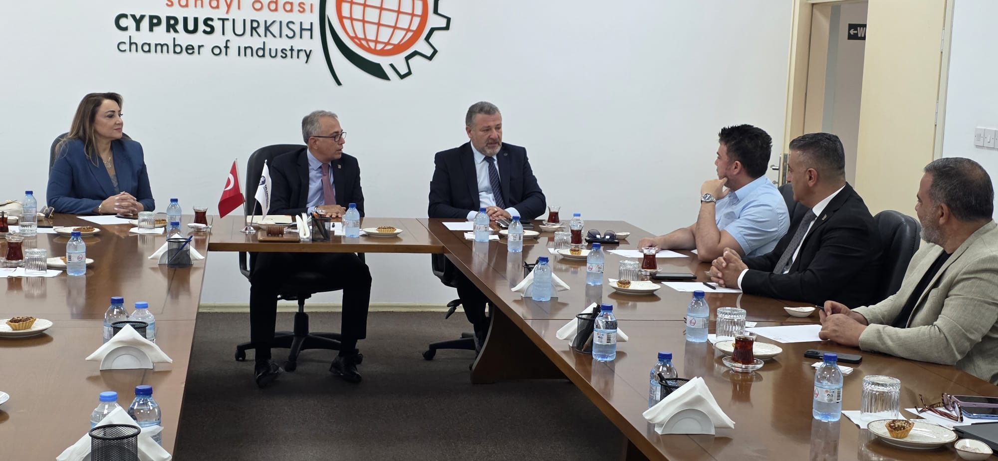 ULUSKON’dan KTSO’ya ziyaret: KKTC’de yatırım ve iş birliği olanakları ele alındı